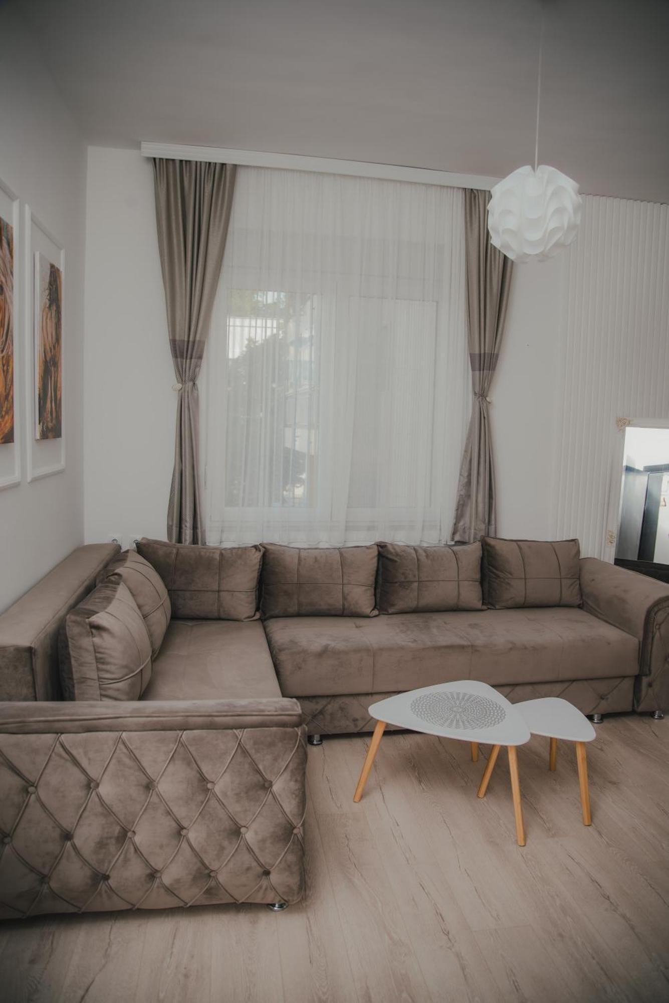 Jes Apartments Leskovac  Zewnętrze zdjęcie