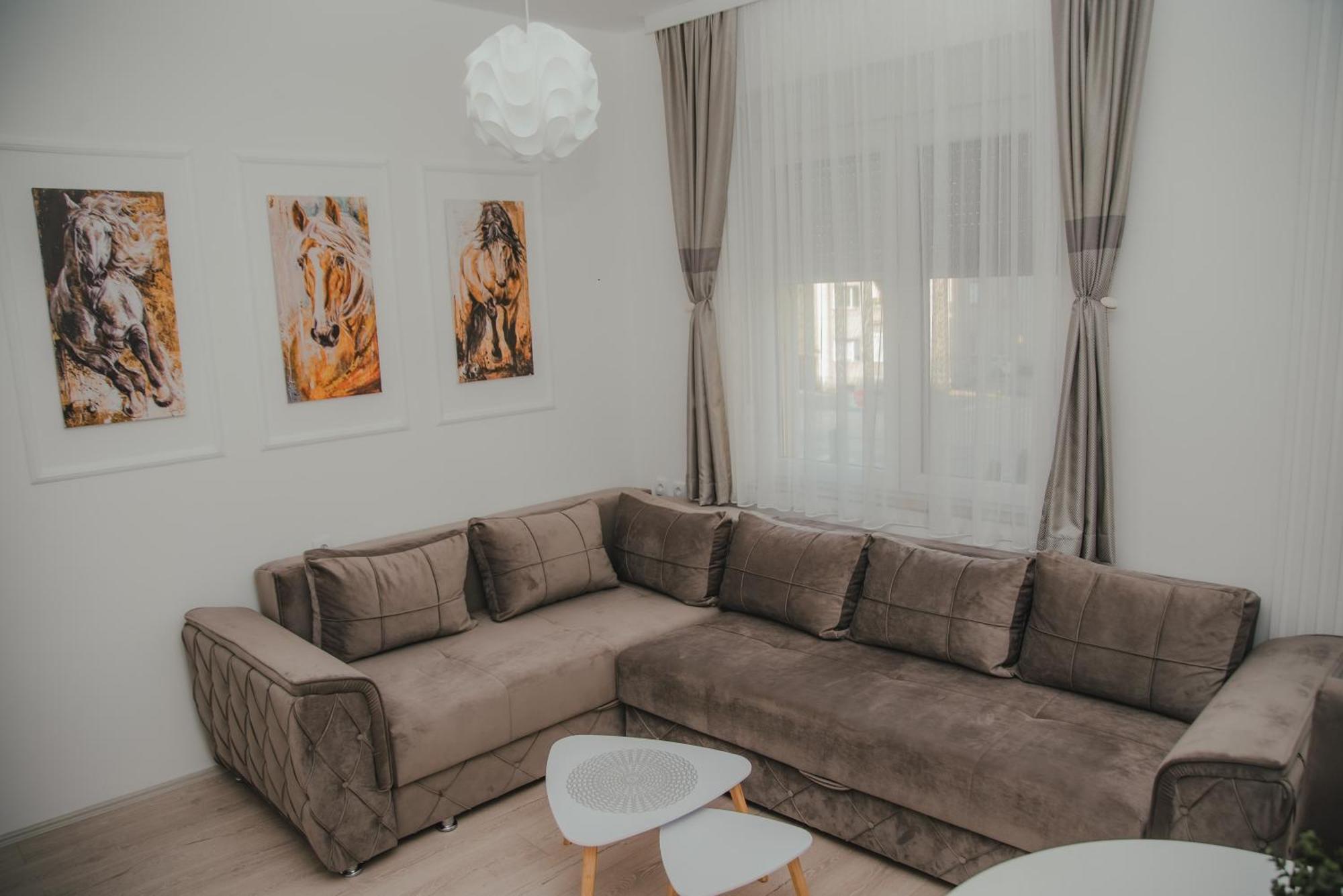 Jes Apartments Leskovac  Zewnętrze zdjęcie